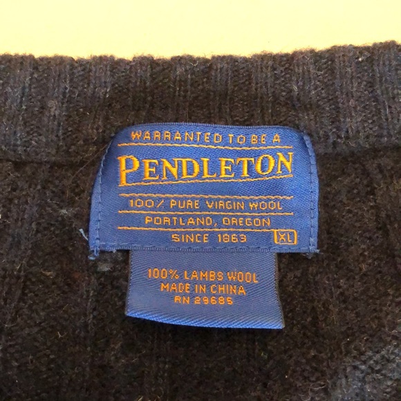 Pendleton Lambswool Cable V neck Navy Blue Long Sleeve Winter Sweater XL Mens - Picture 2 of 6